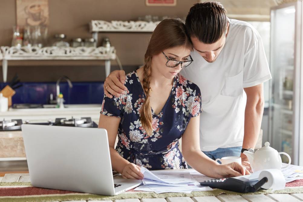 Sistema de economia para o casal